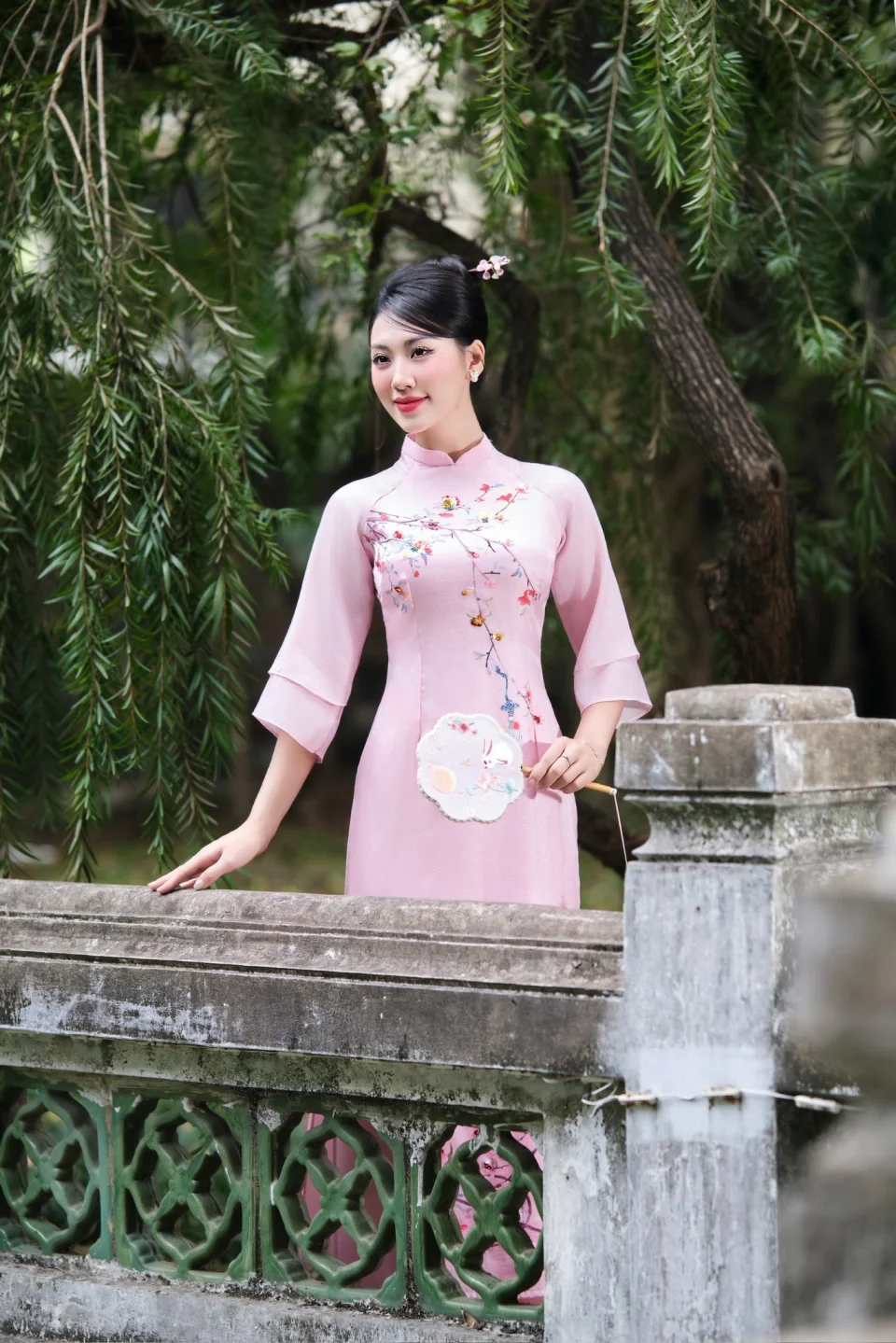 Tạo ảnh áo dài AI - sắc màu pastel nhẹ nhàng - mẫu Ảnh áo dài AI
