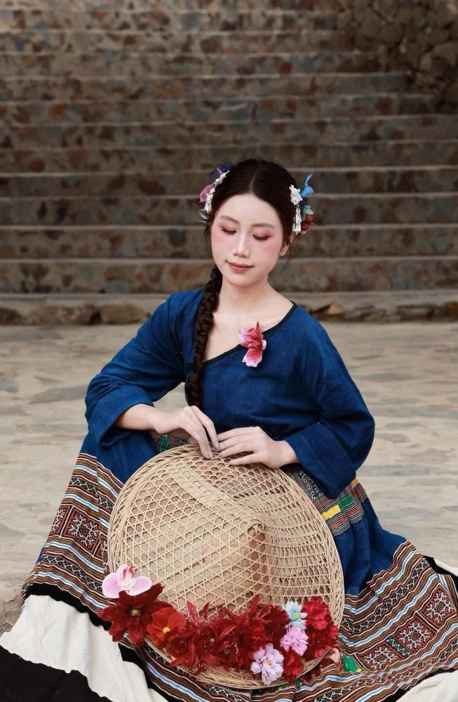 Tạo ảnh Mộc Châu AI - đồi chè xanh mướt - mẫu Ảnh Mộc Châu AI