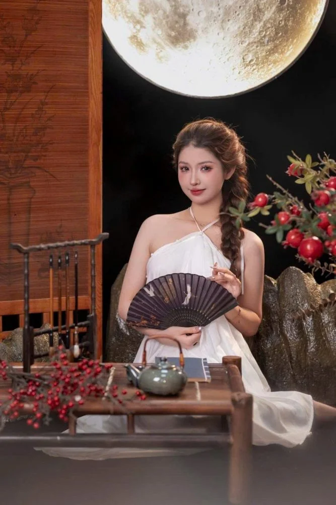Tạo ảnh Trung thu AI - gia đình đón rằm tháng Tám - mẫu Ảnh Trung thu AI